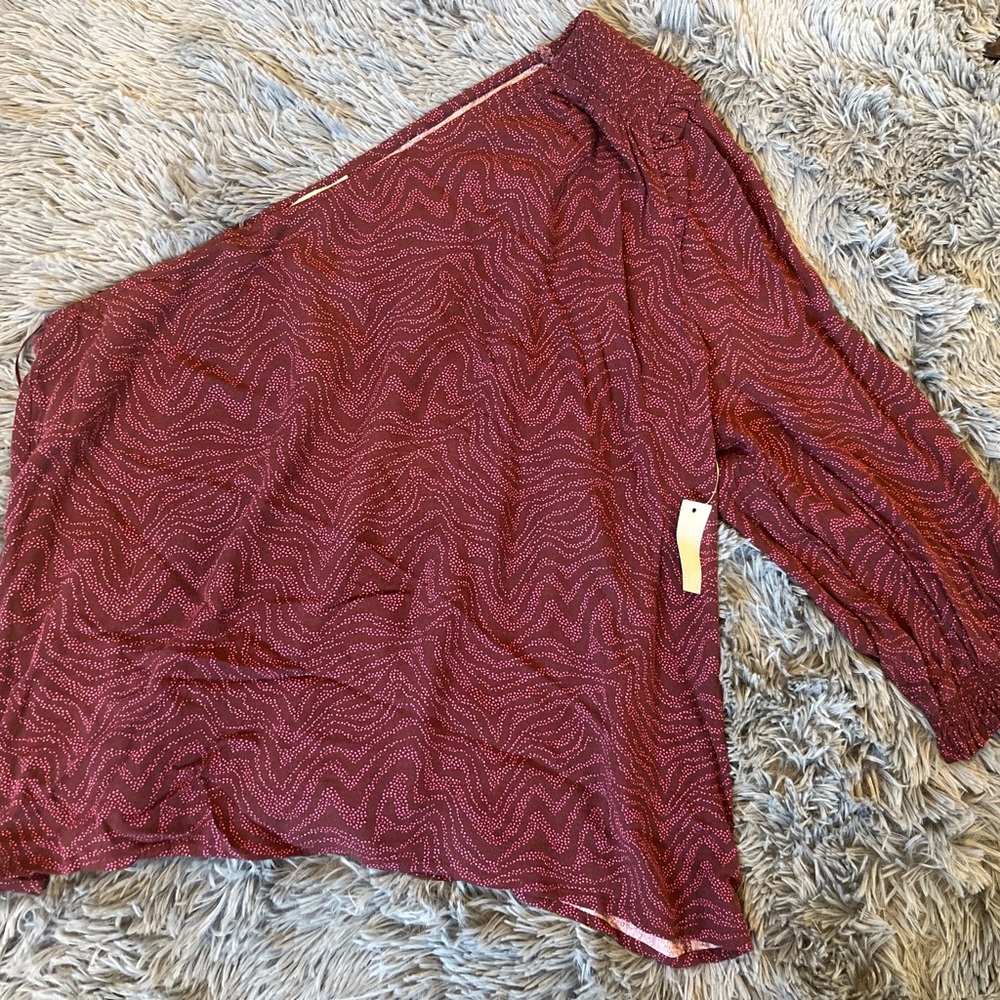 NWT one shoulder top size XL